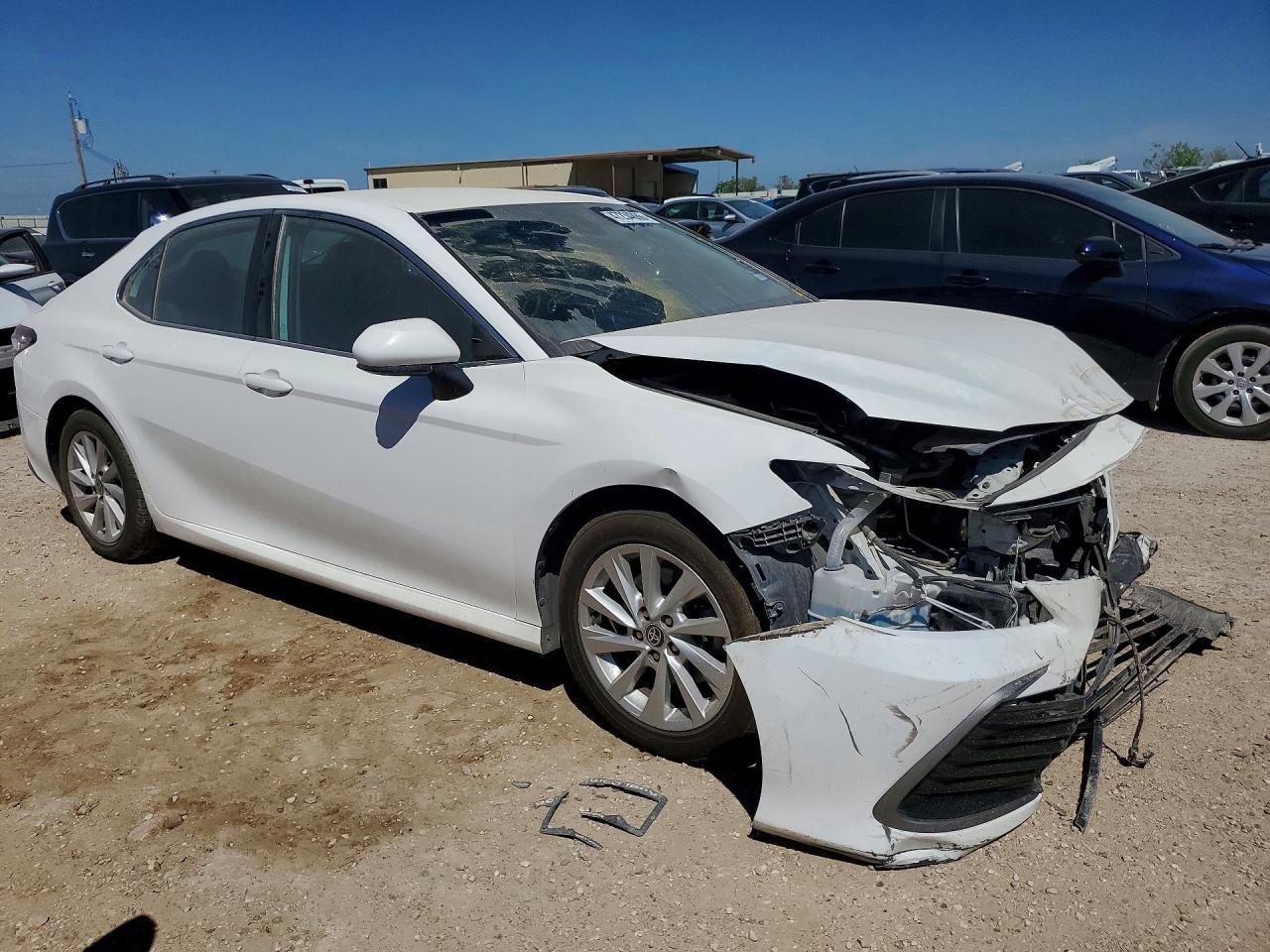 2021 Toyota Camry Le - Image 4