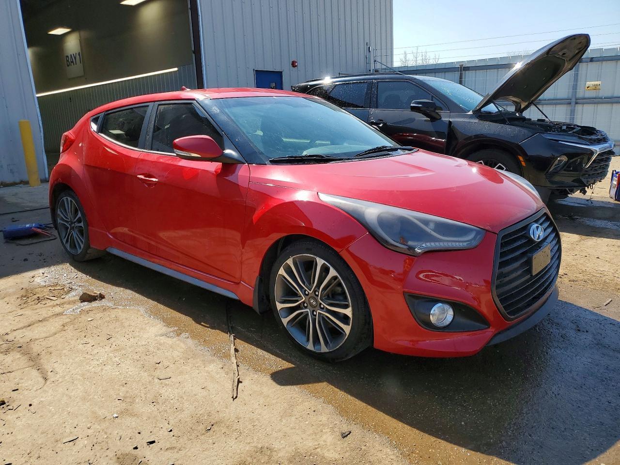 2016 Hyundai Veloster Turbo - Фото 4