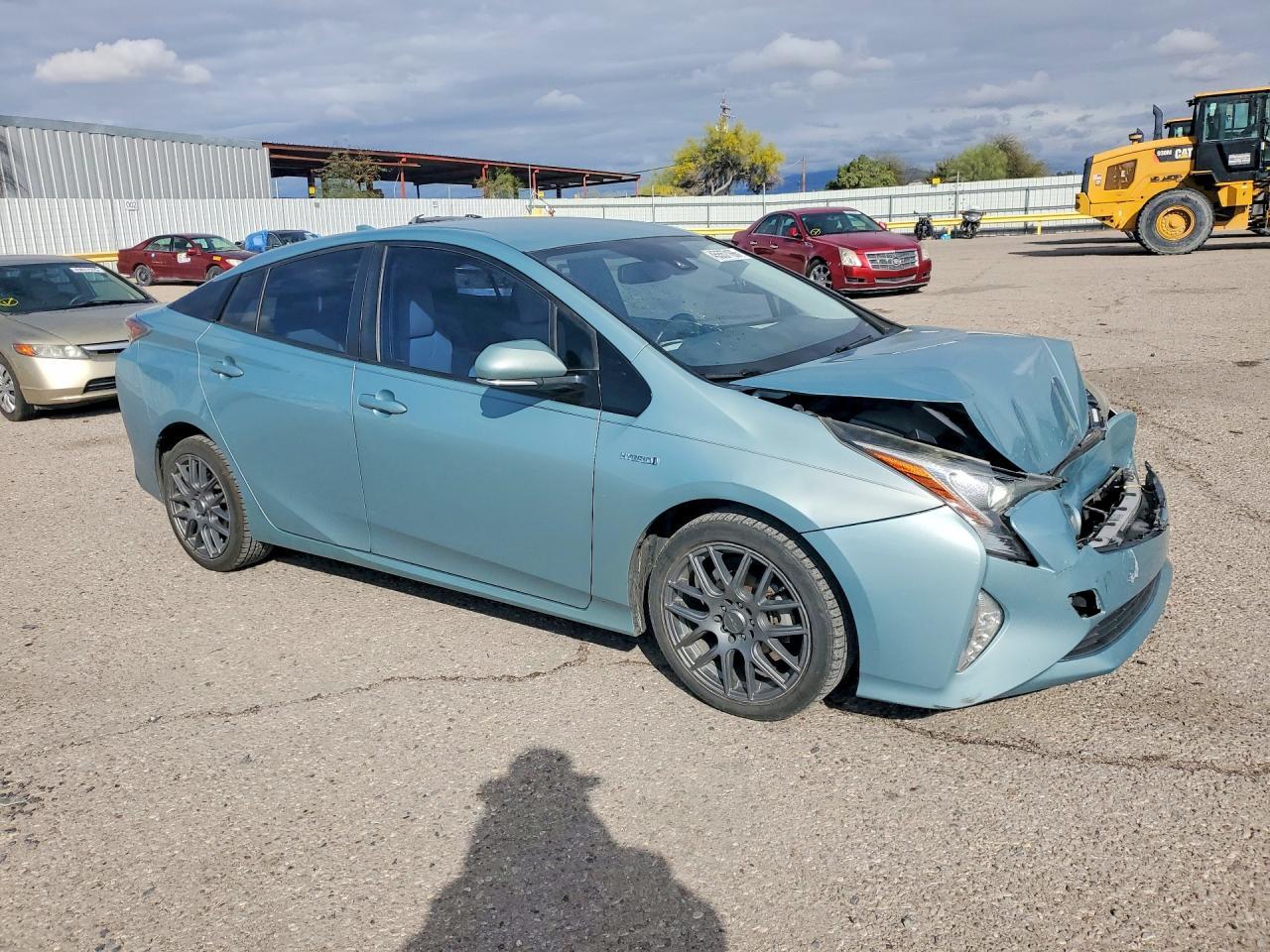 2016 Toyota Prius Four Touring - Фото 4