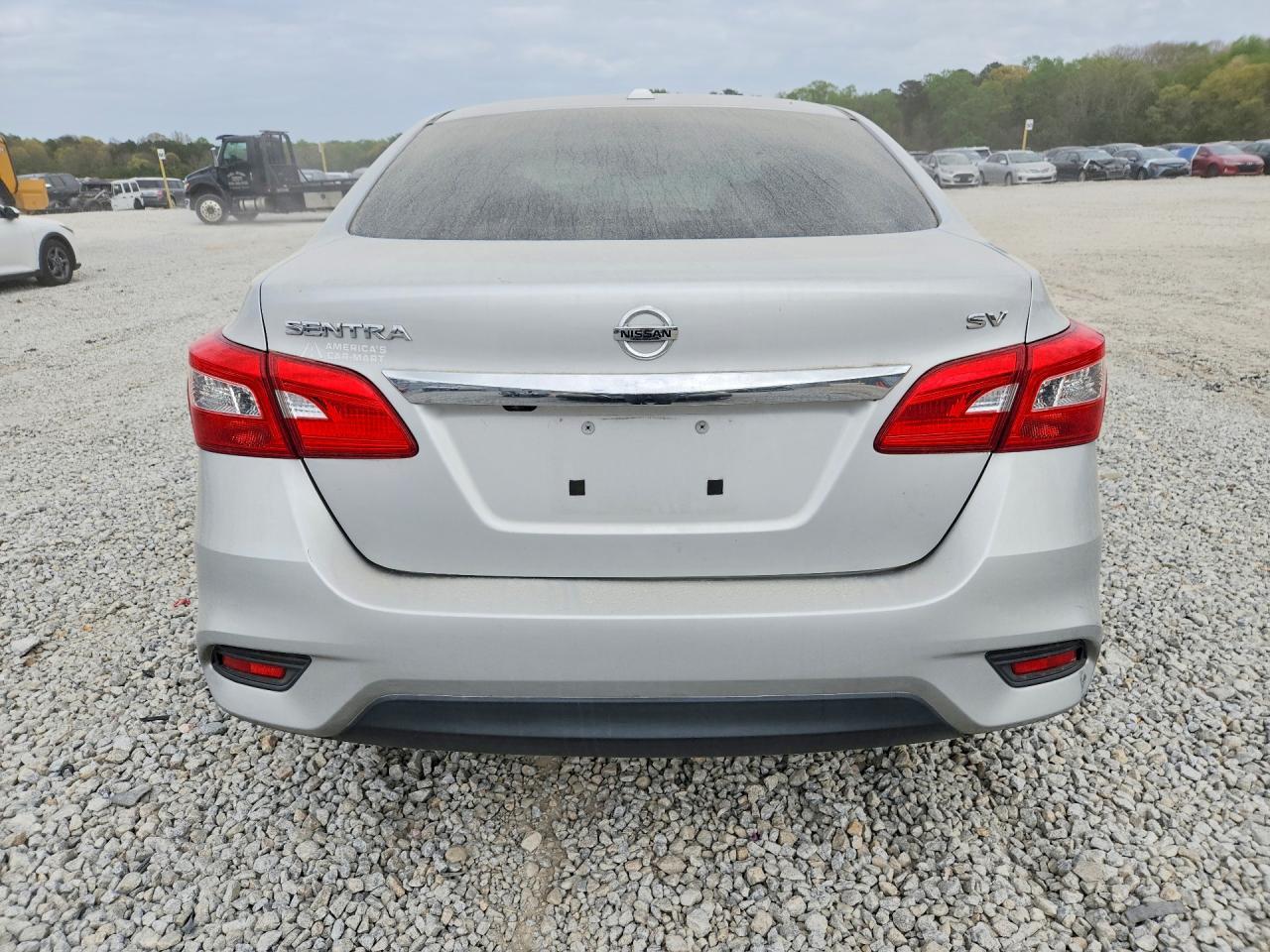 2018 Nissan Sentra Sv - Фото 6