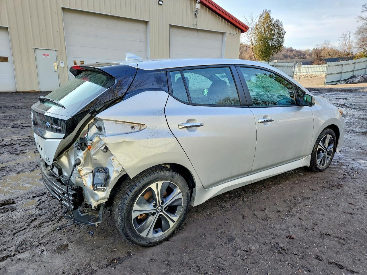 2020 Nissan Leaf Sv Plus - Image 3