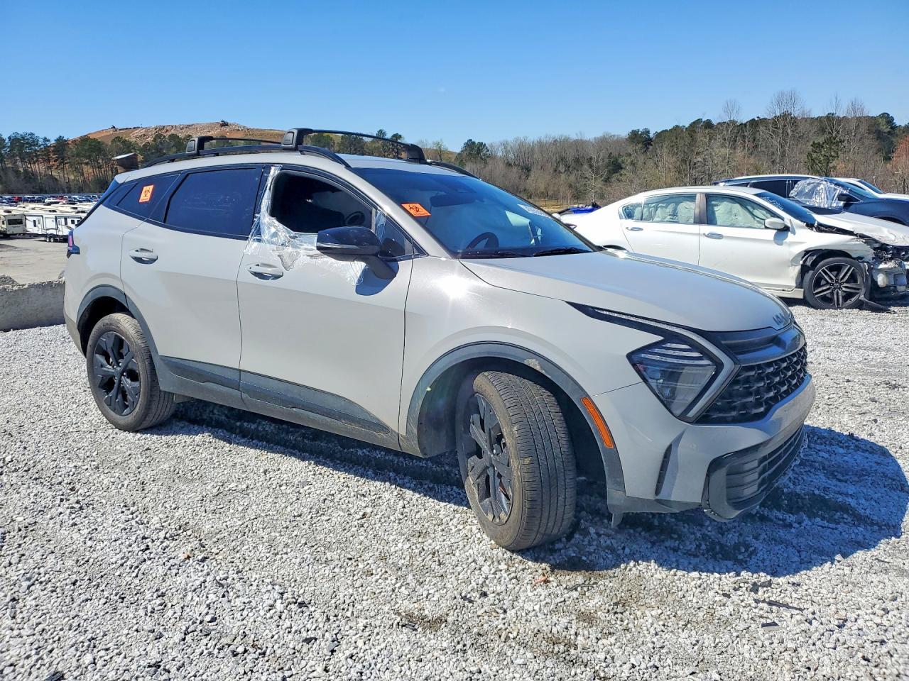2025 Kia Sportage X-Line - Image 4
