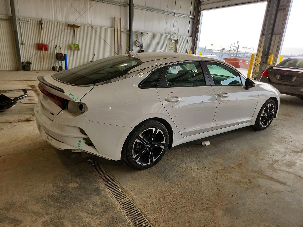 2022 Kia K5 Gt-Line - Фото 3