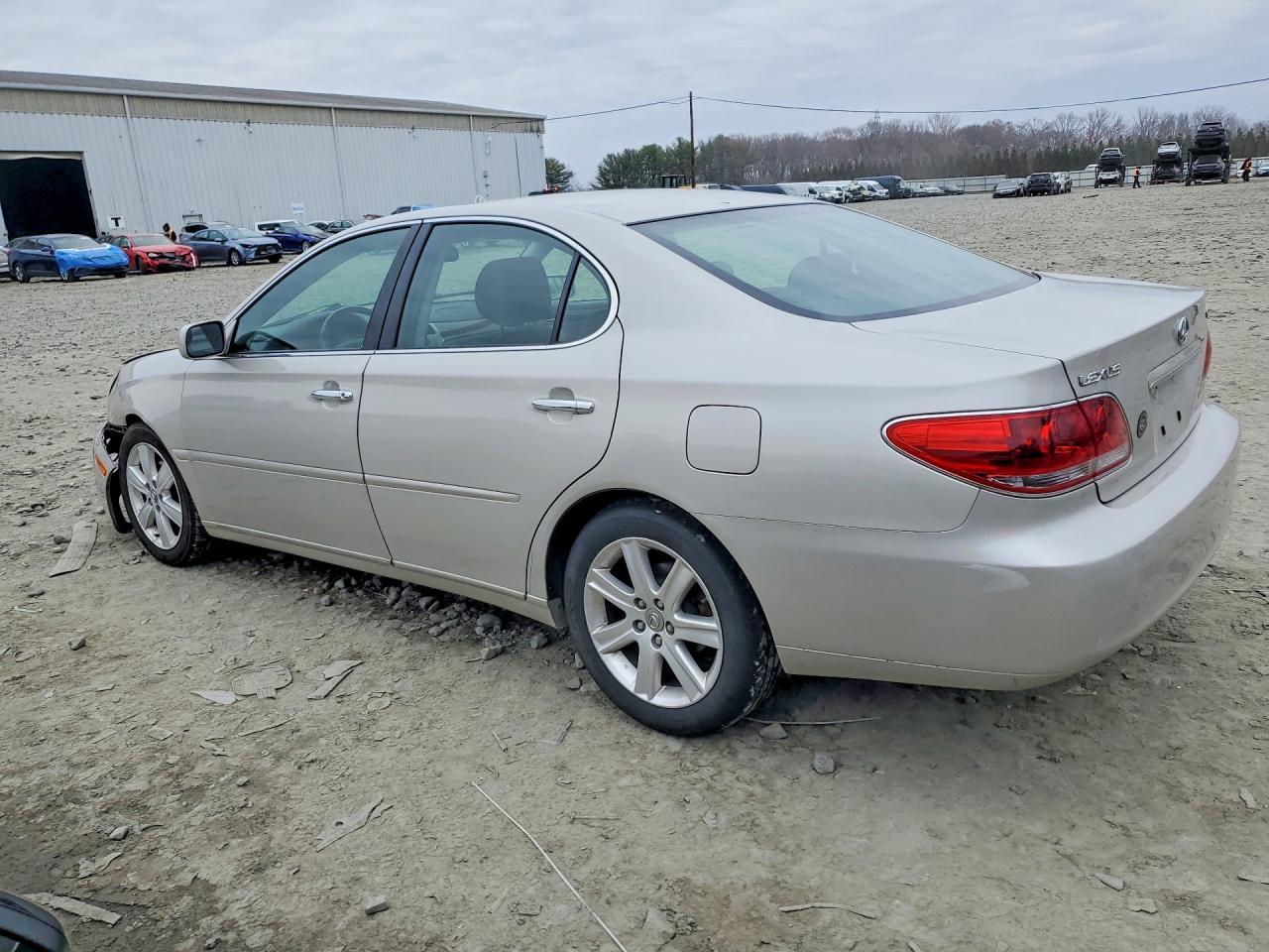 2005 Lexus Es 330 Base - Image 2