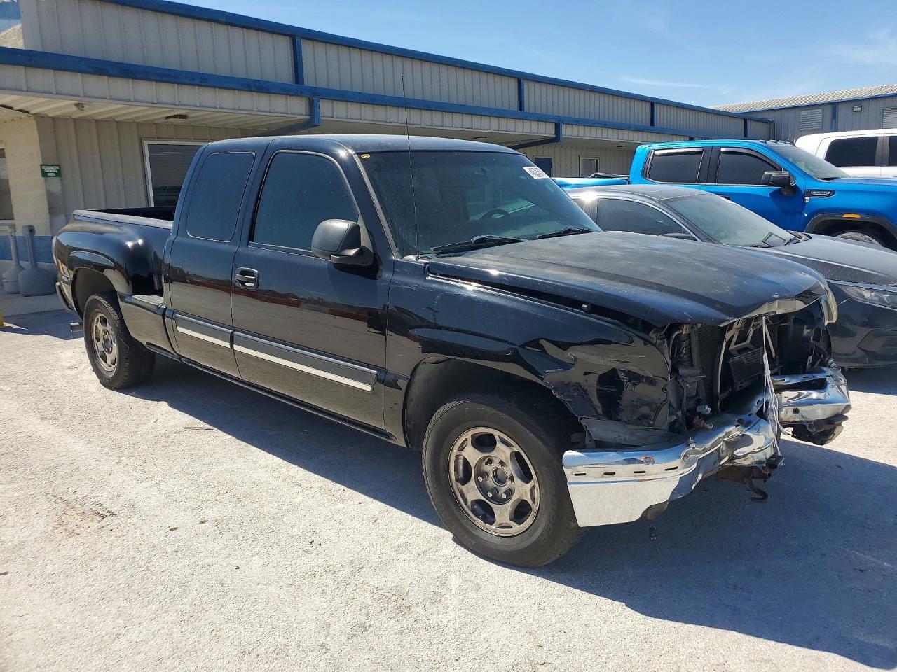 2003 Chevrolet Silverado C1500 - Фото 4