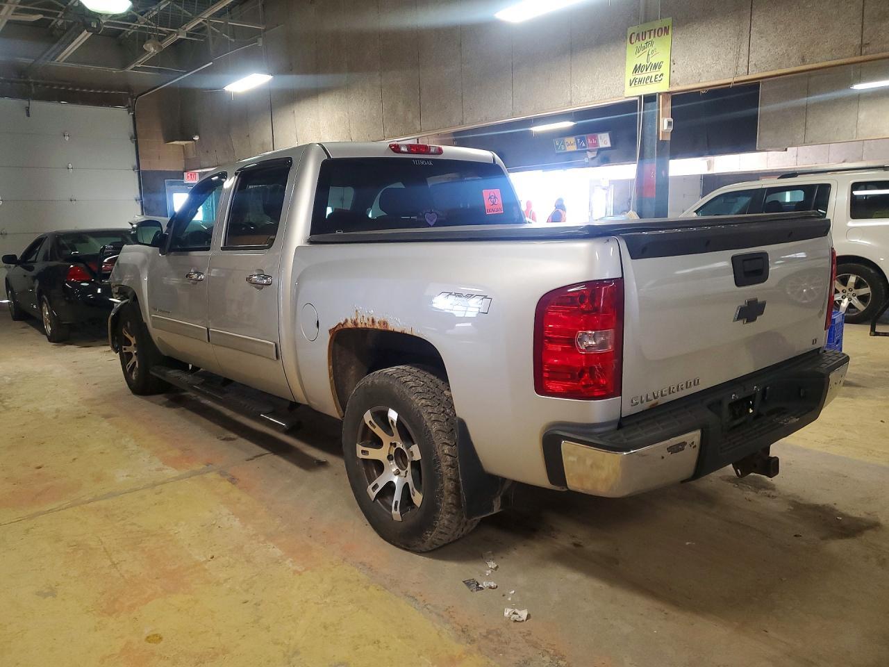 2013 Chevrolet Silverado K1500 Lt - Фото 2