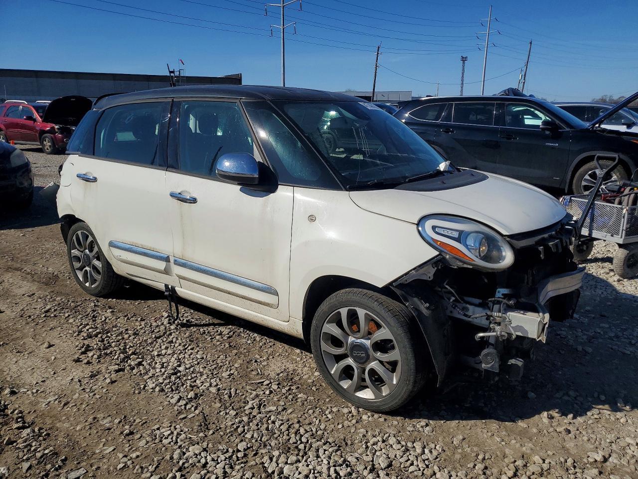 2018 Fiat 500L - Image 4