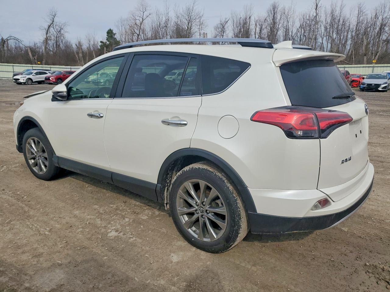 2017 Toyota Rav4 Limited - Фото 2