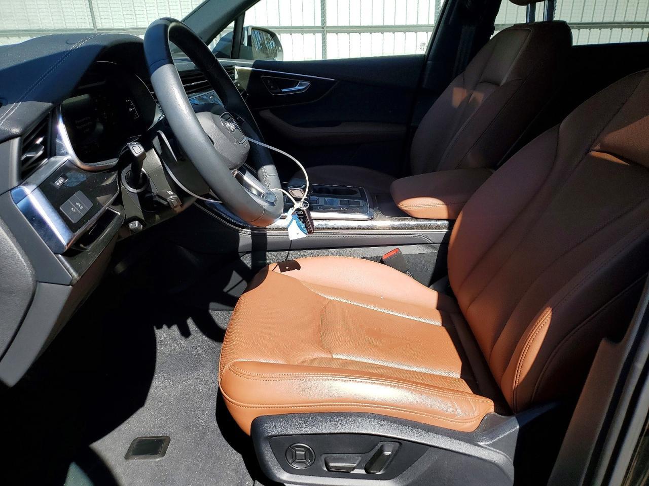 2023 Audi Q7 Premium Plus - Фото 7
