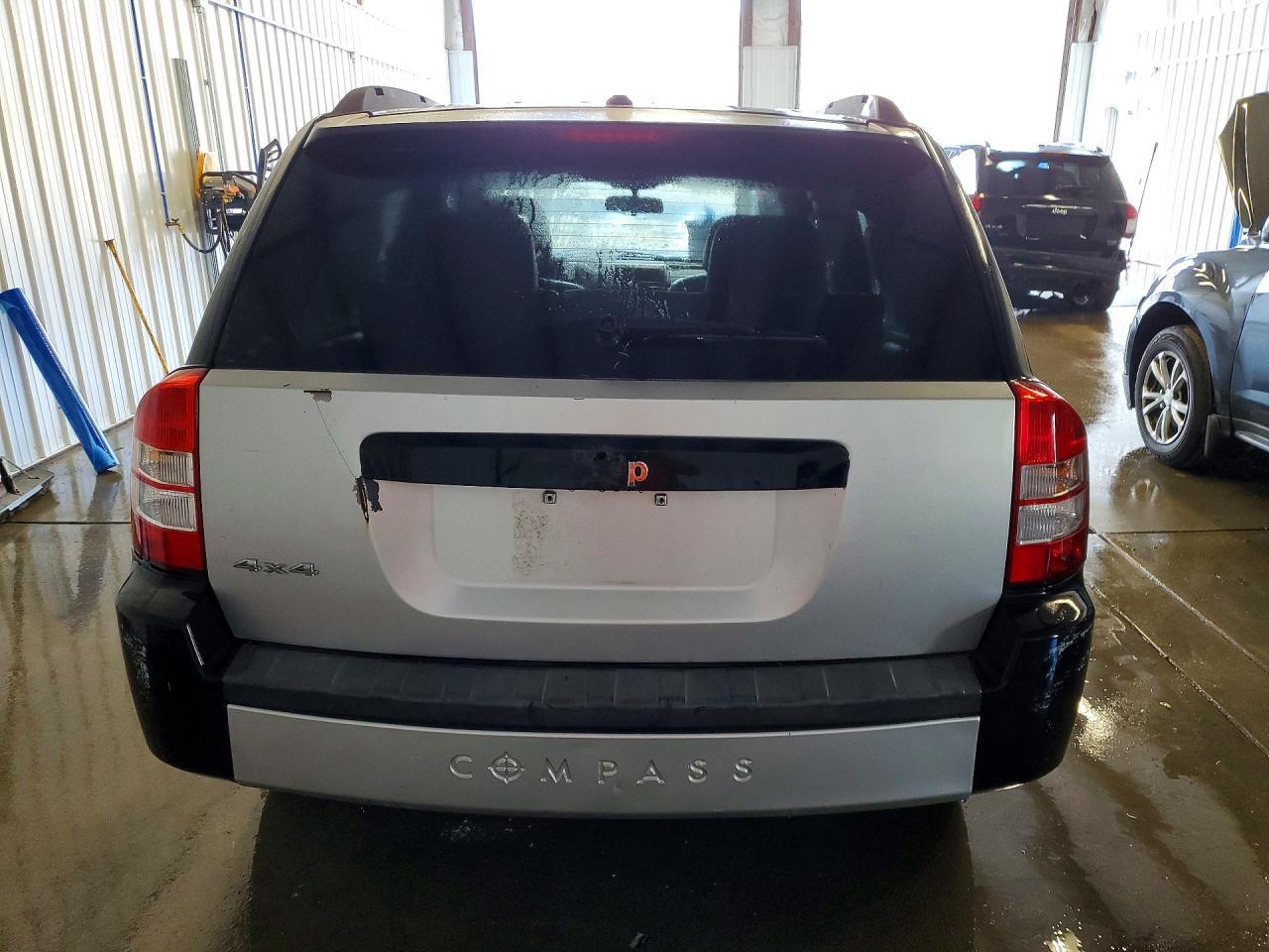 2010 Jeep Compass Sport - Image 6
