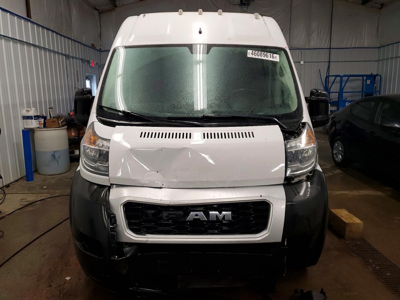 2021 Ram Promaster 2500 Delivery Van - Фото 5