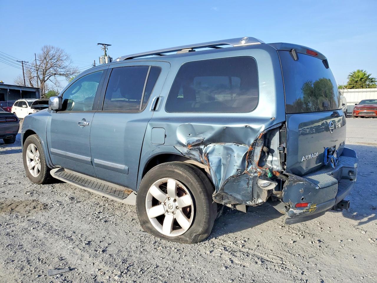 2012 Nissan Armada Sv - Фото 2