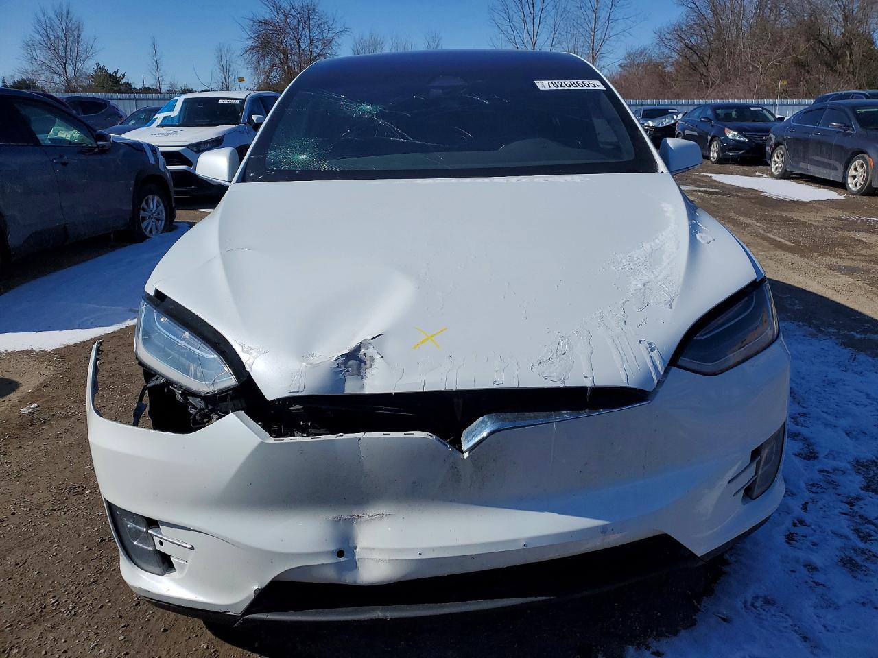 2018 Tesla Model X - Image 5