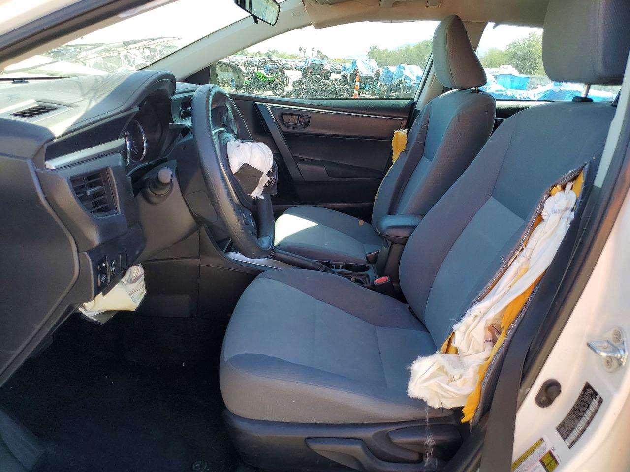 2014 Toyota Corolla L - Фото 7