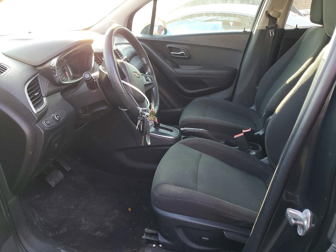 2019 Chevrolet Trax Ls - Image 7
