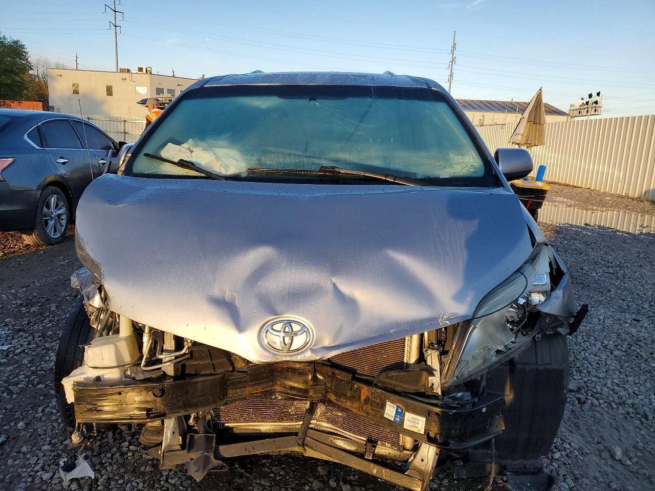 2013 Toyota Sienna Xle 8-Passenger - Фото 5