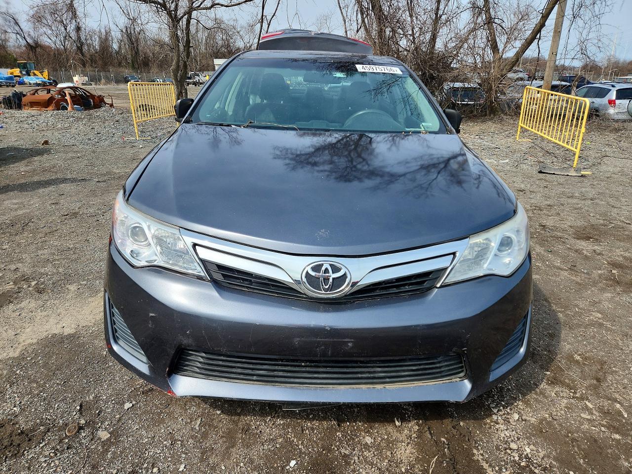 2014 Toyota Camry Hybrid Le - Фото 5
