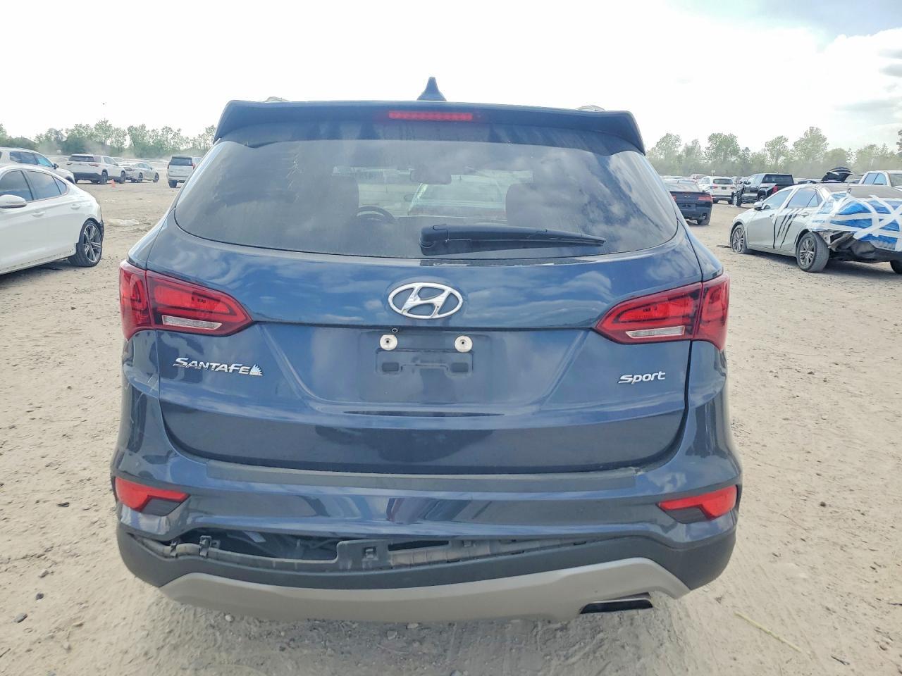 2017 Hyundai Santa Fe Sport 2.4L - Фото 6