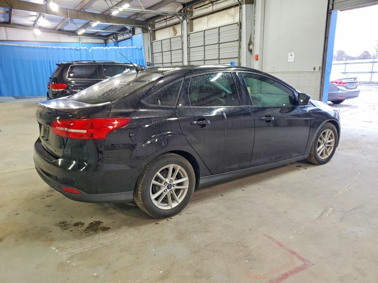2017 Ford Focus Se - Фото 3