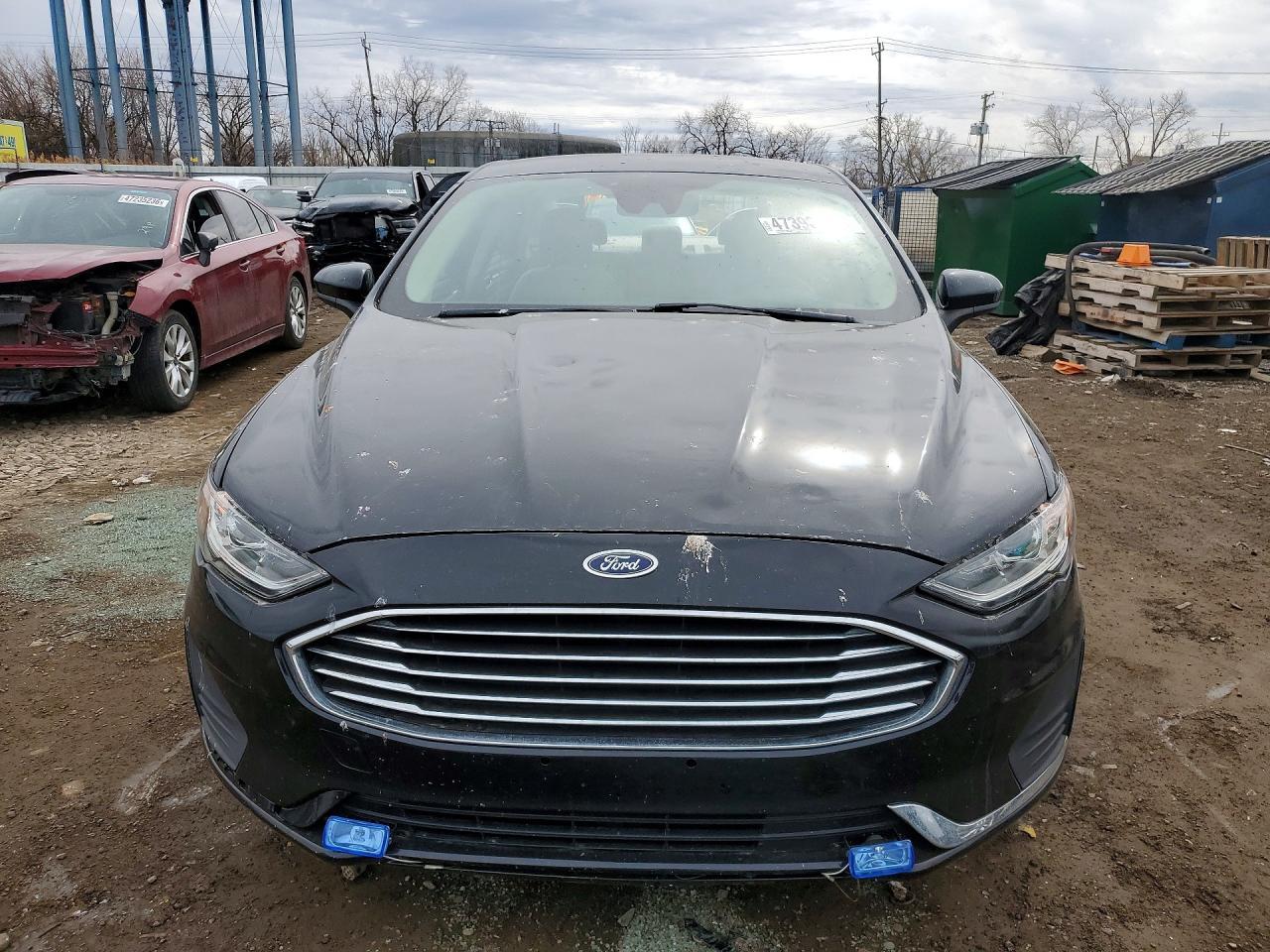 2020 Ford Fusion Se - Фото 5
