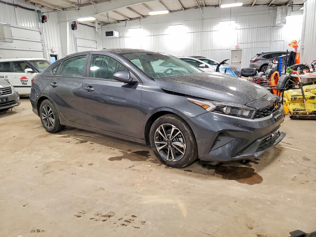 2024 Kia Forte Lxs - Image 4