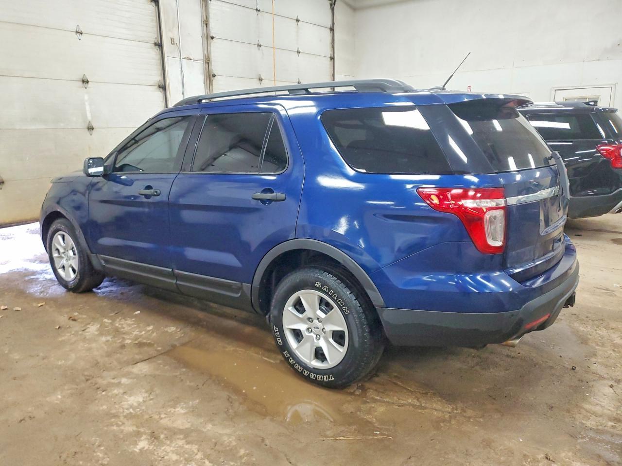 2012 Ford Explorer - Фото 2