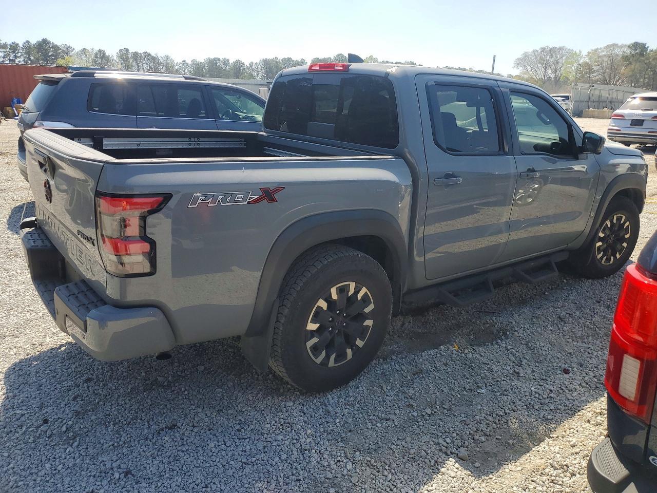 2023 Nissan Frontier Pro-X - Фото 3