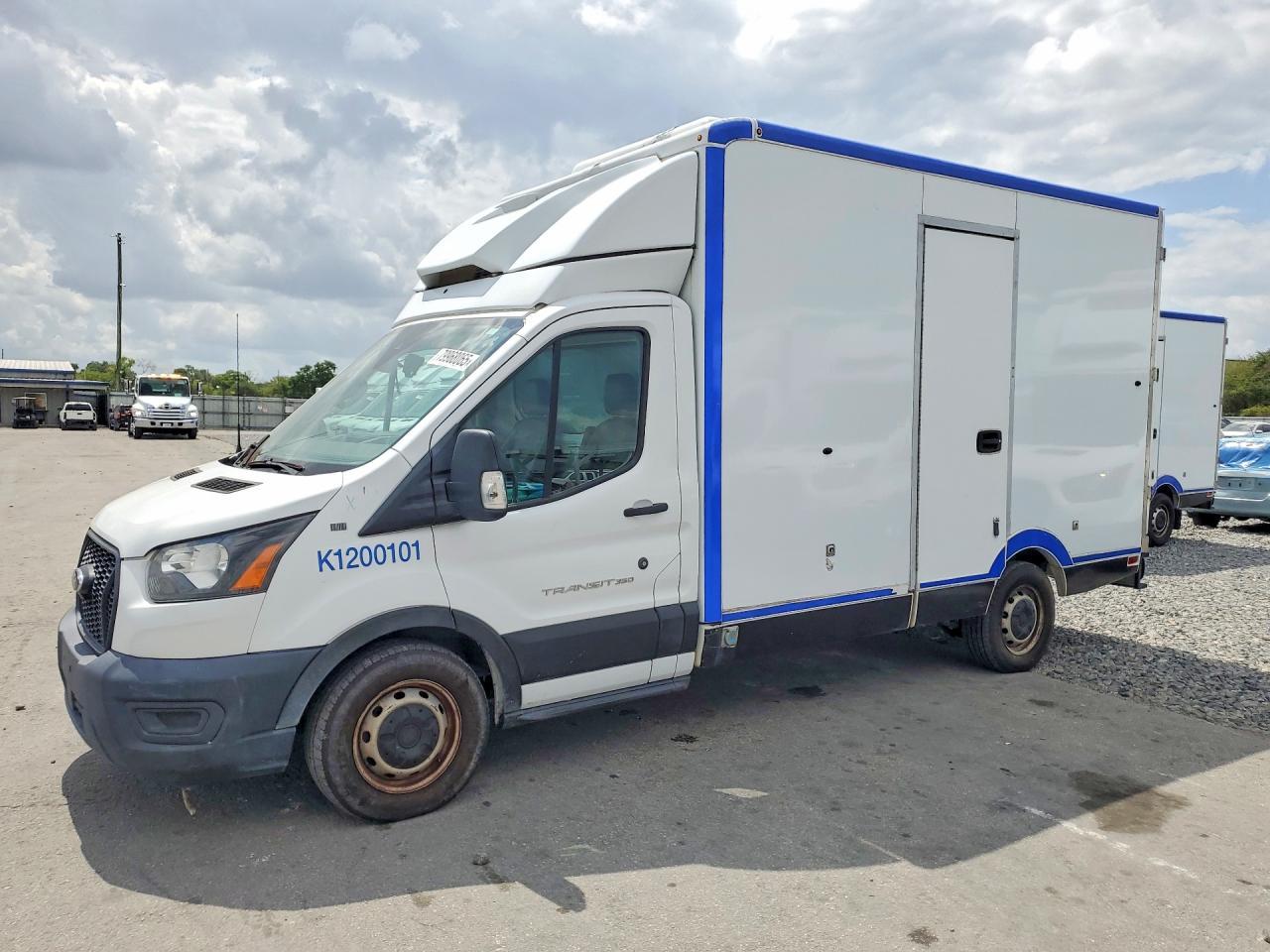 2020 Ford Transit Delivery Truck