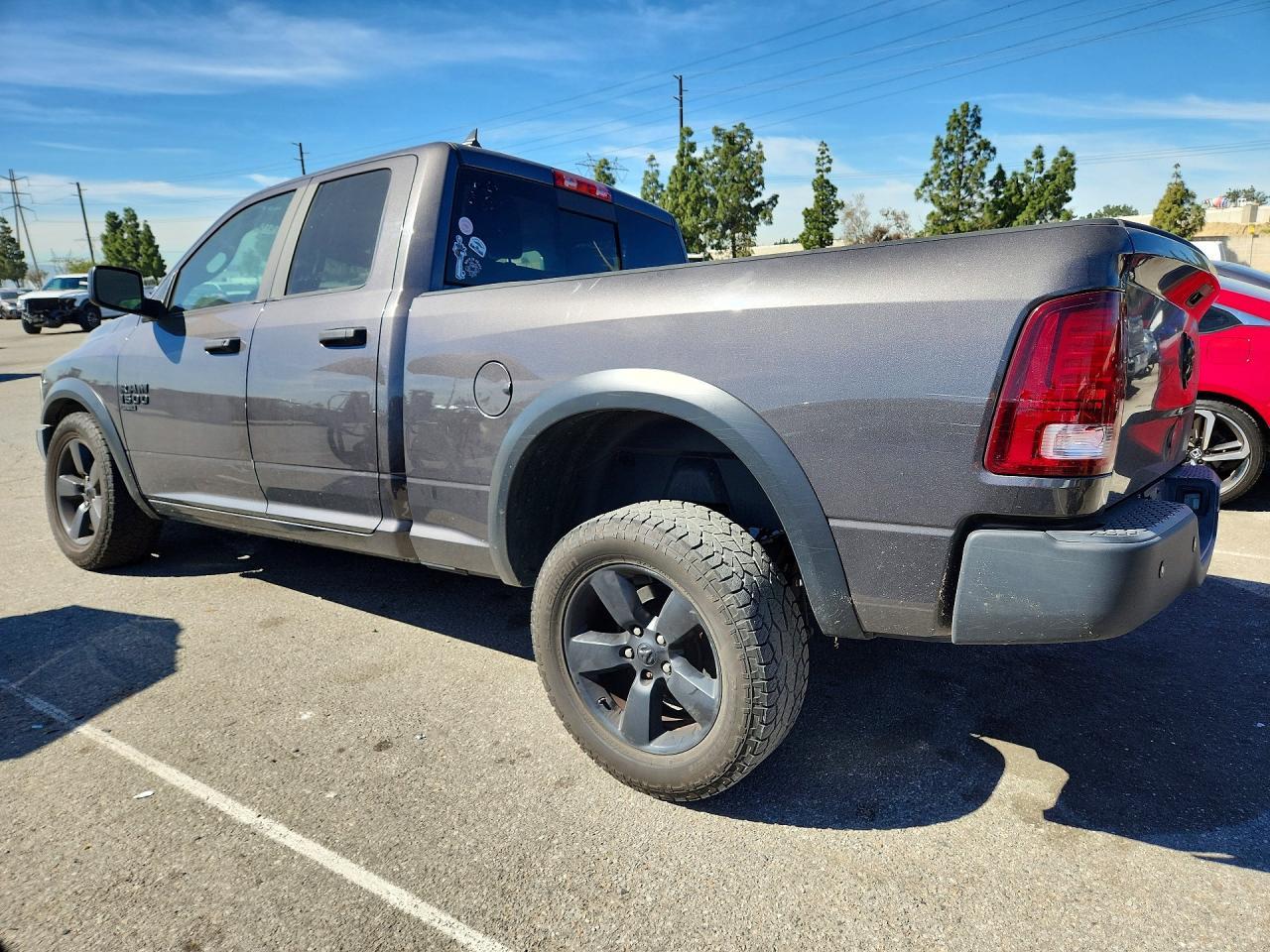 2020 Ram 1500 Classic Warlock - Фото 2