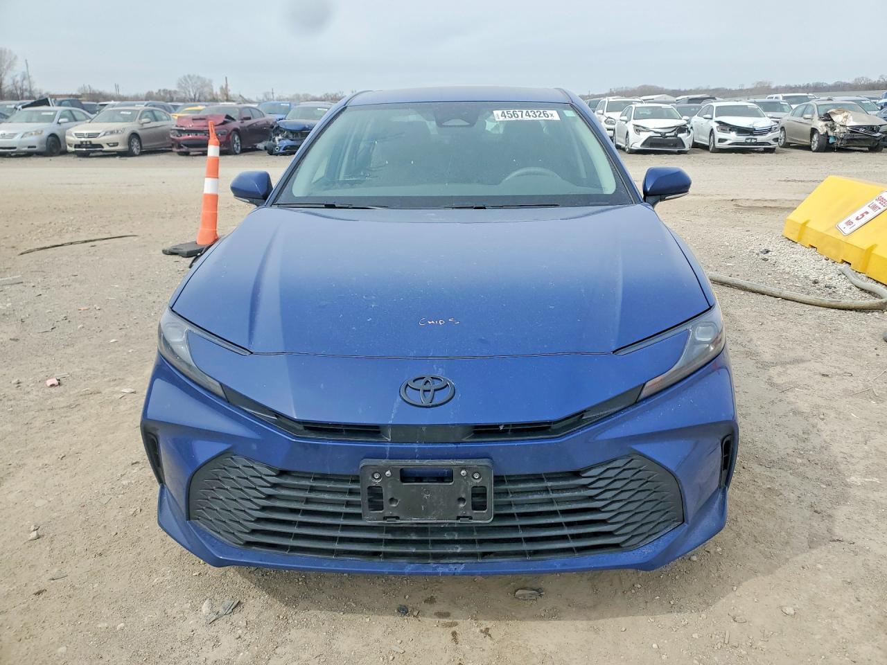 2025 Toyota Camry Le - Фото 5