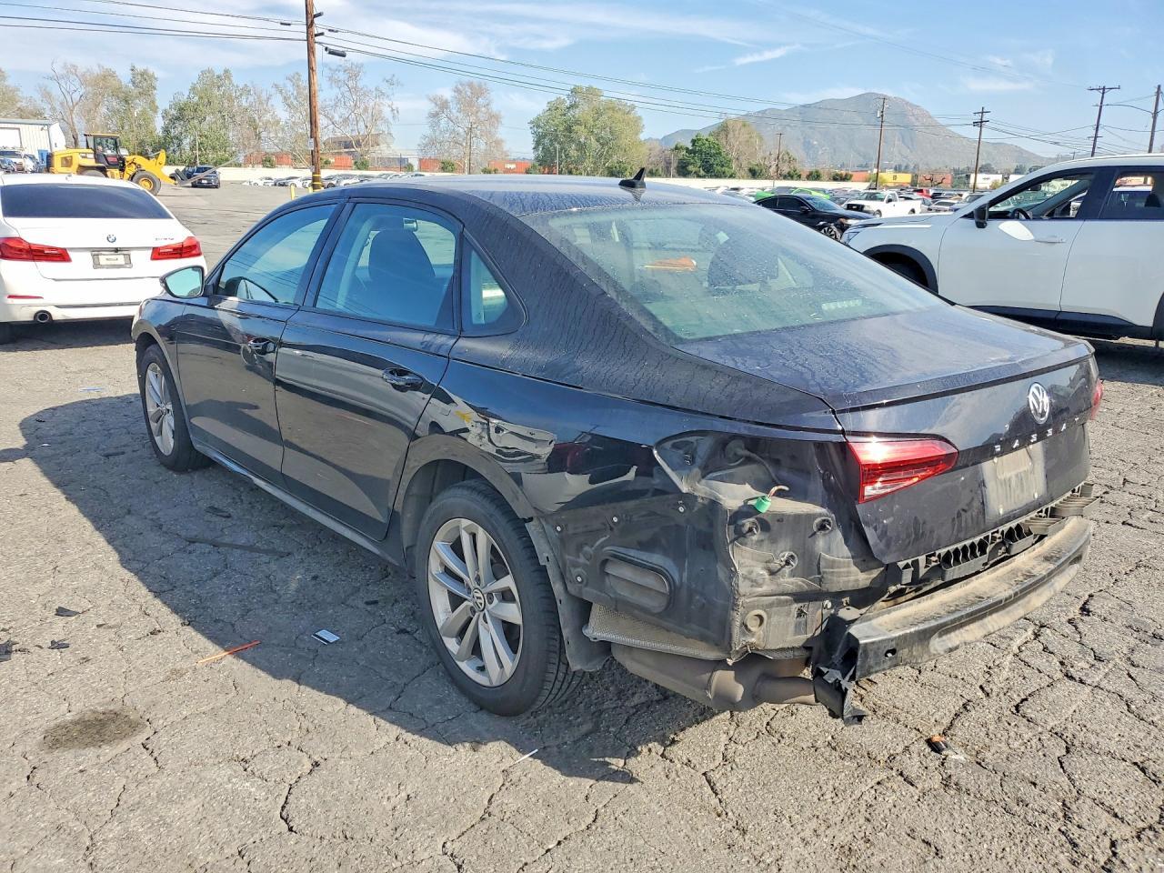 2020 Volkswagen Passat S - Фото 2