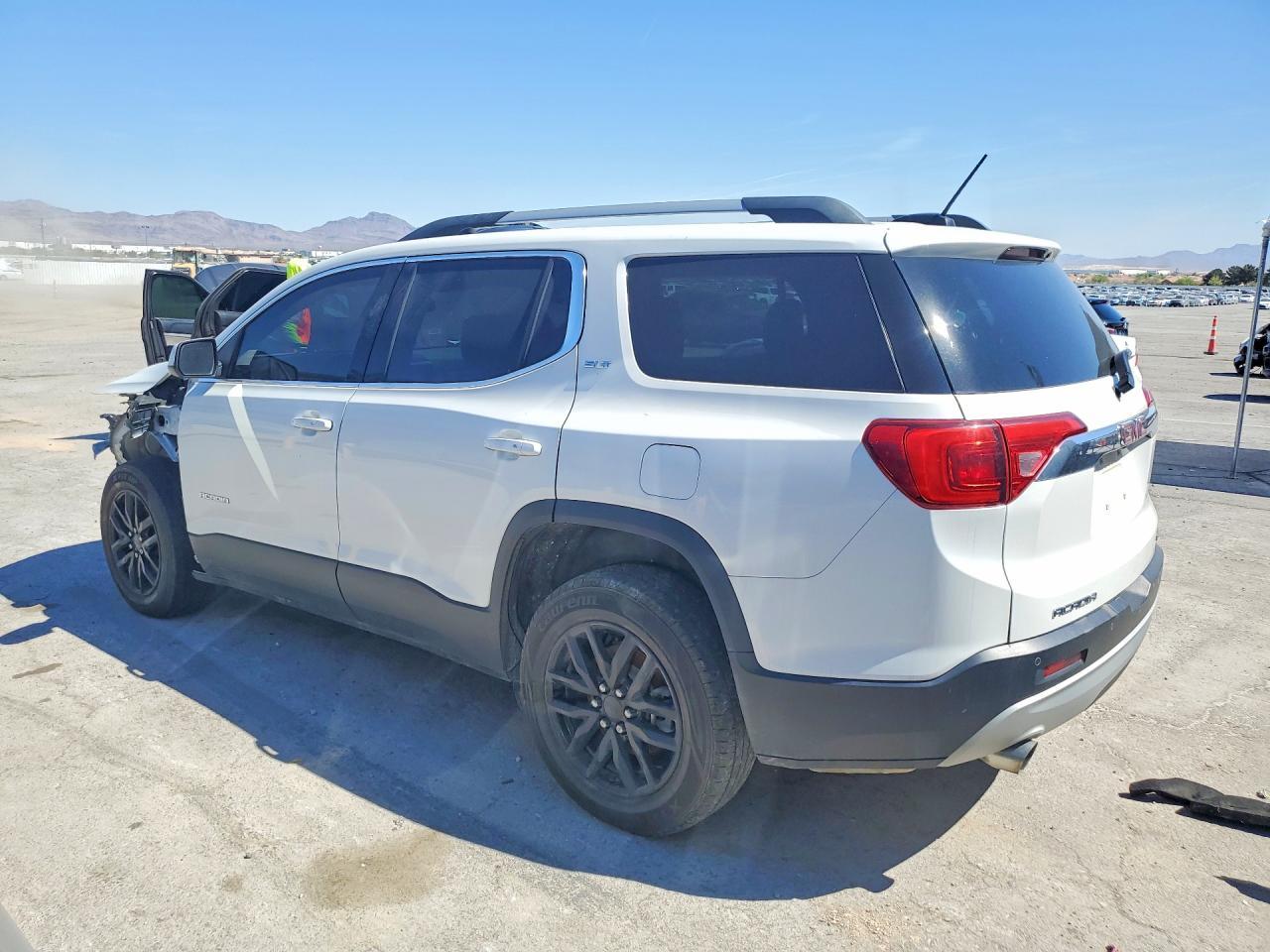 2018 GMC Acadia Slt-1 - Image 2