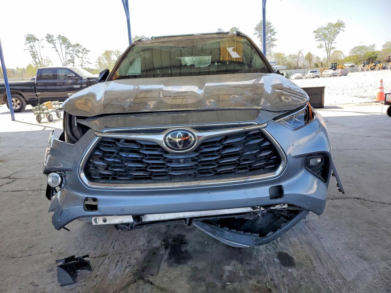 2020 Toyota Highlander Platinum - Фото 5