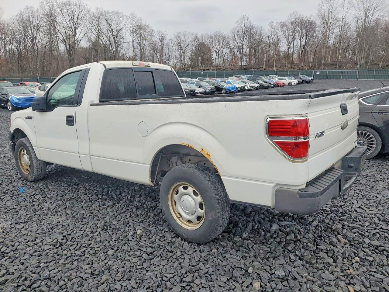 2011 Ford F150 - Image 2
