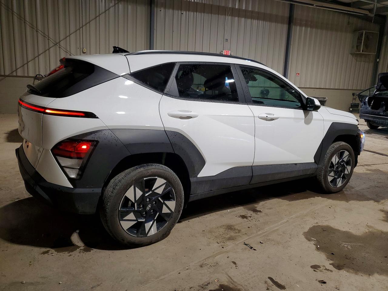 2024 Hyundai Kona Sel - Image 3