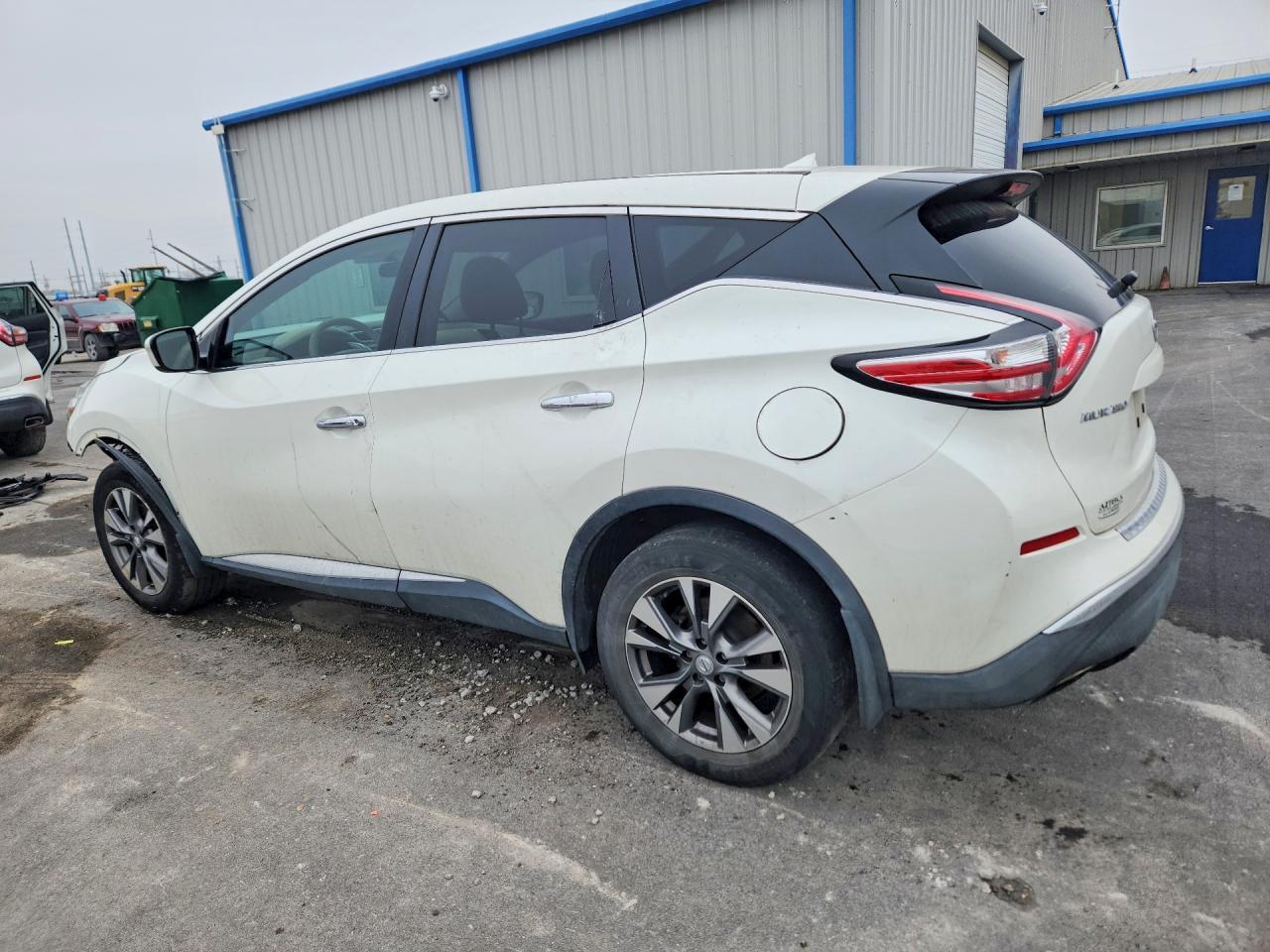 2015 Nissan Murano S - Фото 2