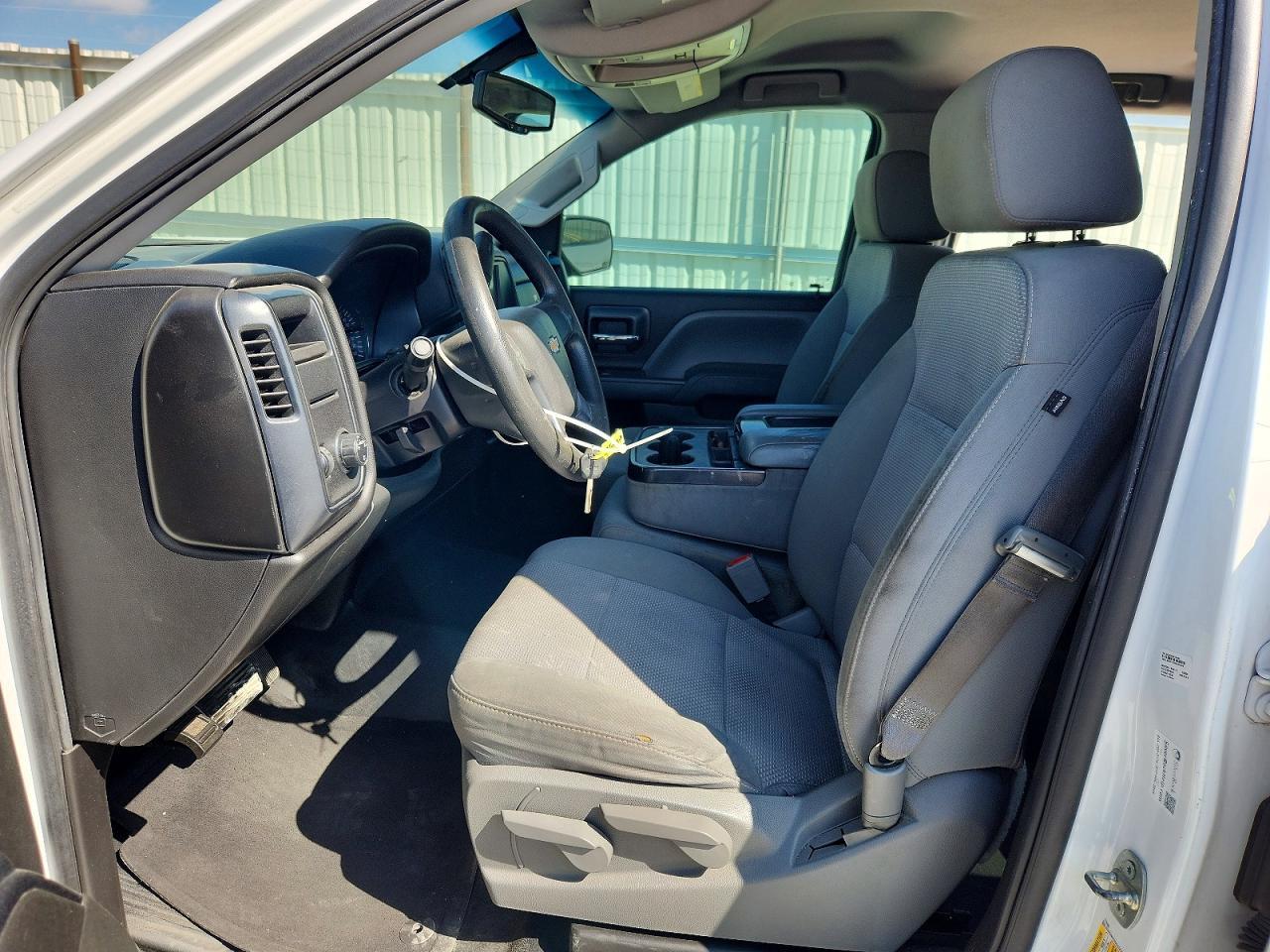 2016 Chev Silverado - Image 7