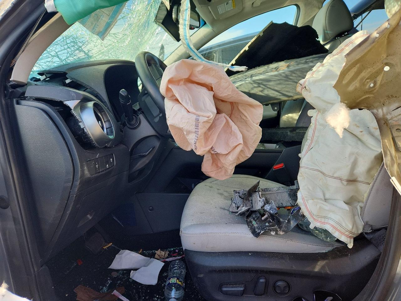 2023 Hyundai Kona Electric Sel - Image 7