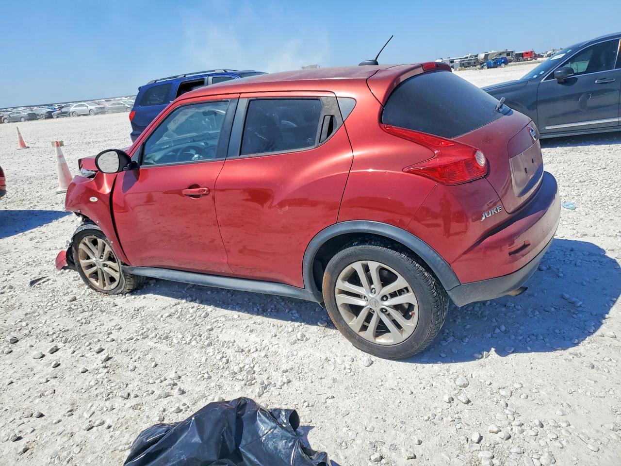 2011 Nissan Juke S - Фото 2