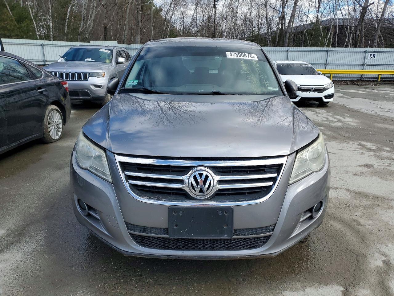 2011 Volkswagen Tiguan S - Фото 5