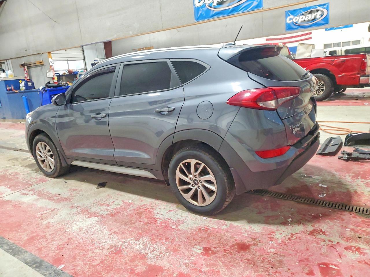 2017 Hyundai Tucson Se - Image 2