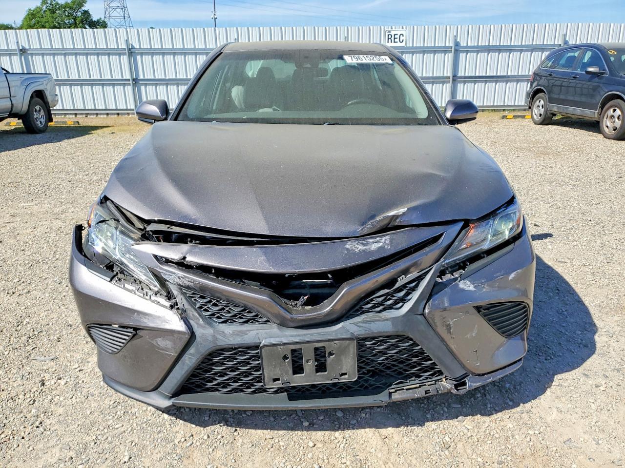 2018 Toyota Camry Se - Фото 5