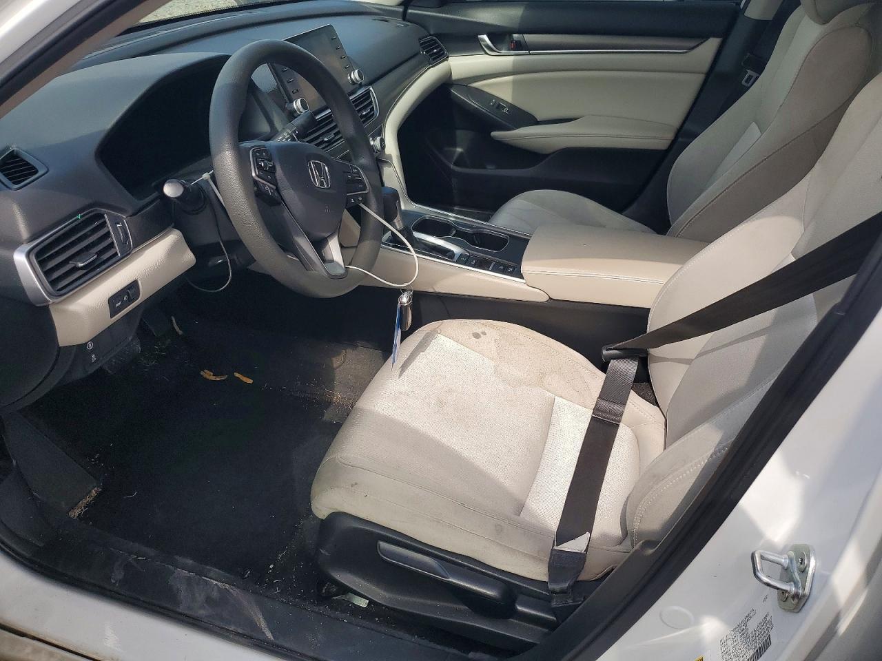 2022 Honda Accord - Фото 7