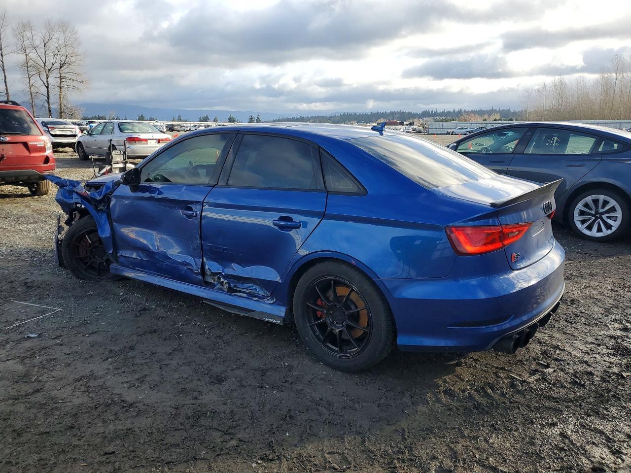2016 Audi S3 Premium Plus - Фото 2