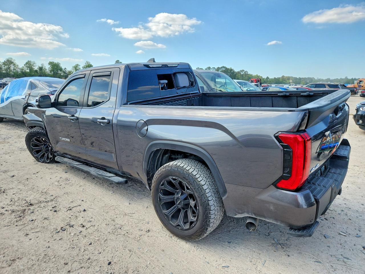 2024 Toyota Tundra Double Cab Sr - Image 2