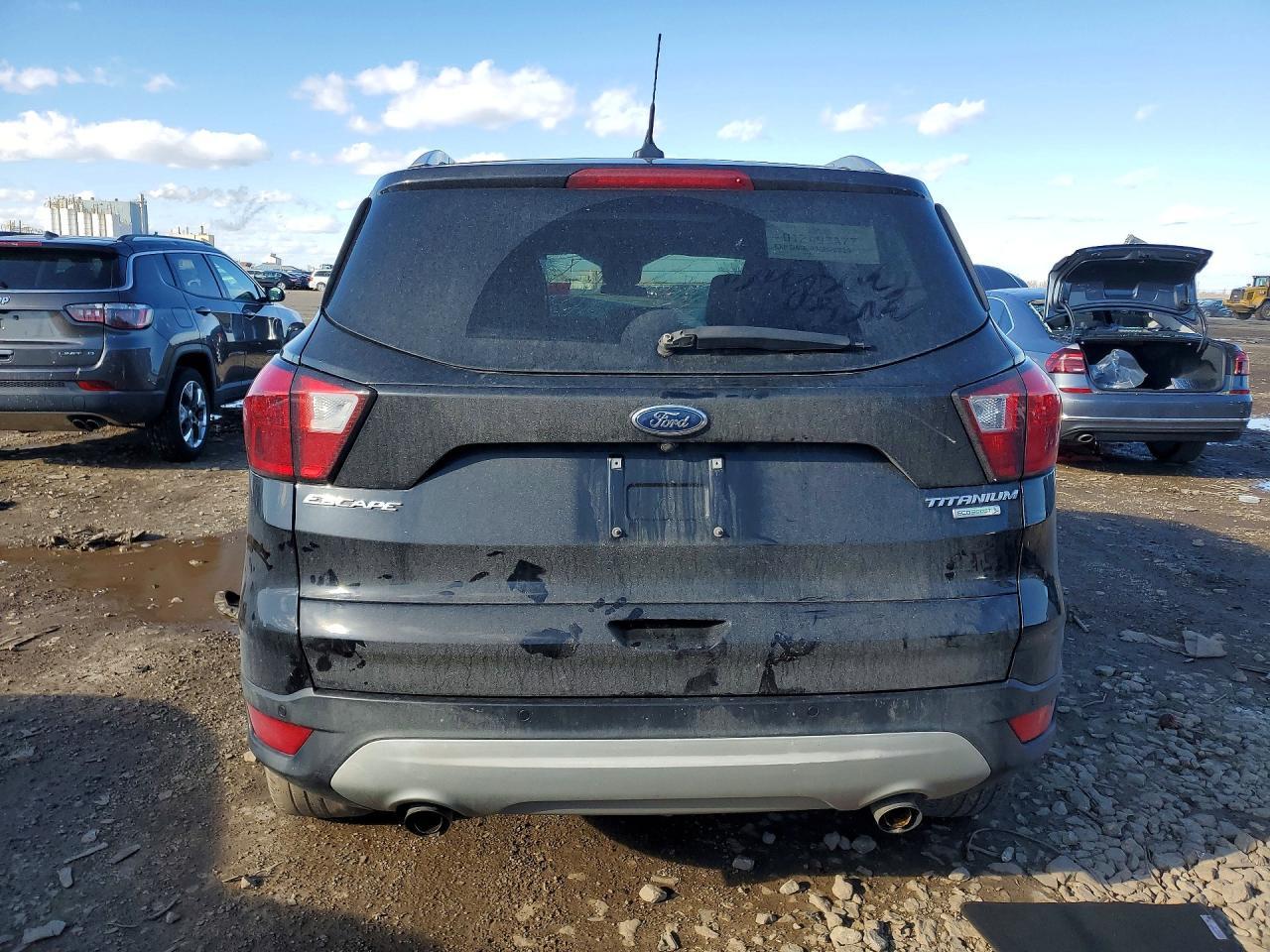 2019 Ford Escape Titanium - Image 6