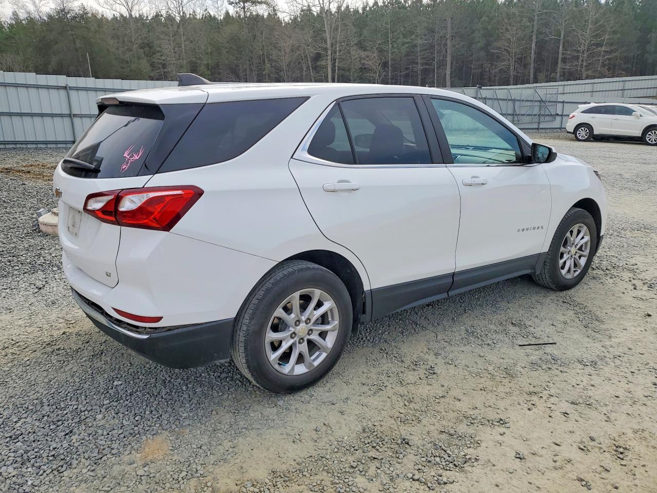 2021 Chevrolet Equinox Lt - Фото 3