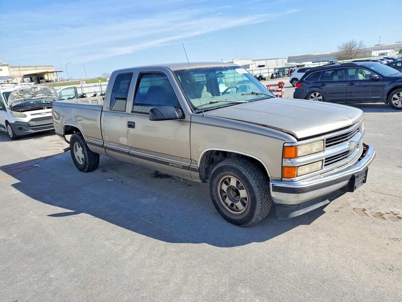 1998 Chevrolet Gmt-400 C1500 - Image 4