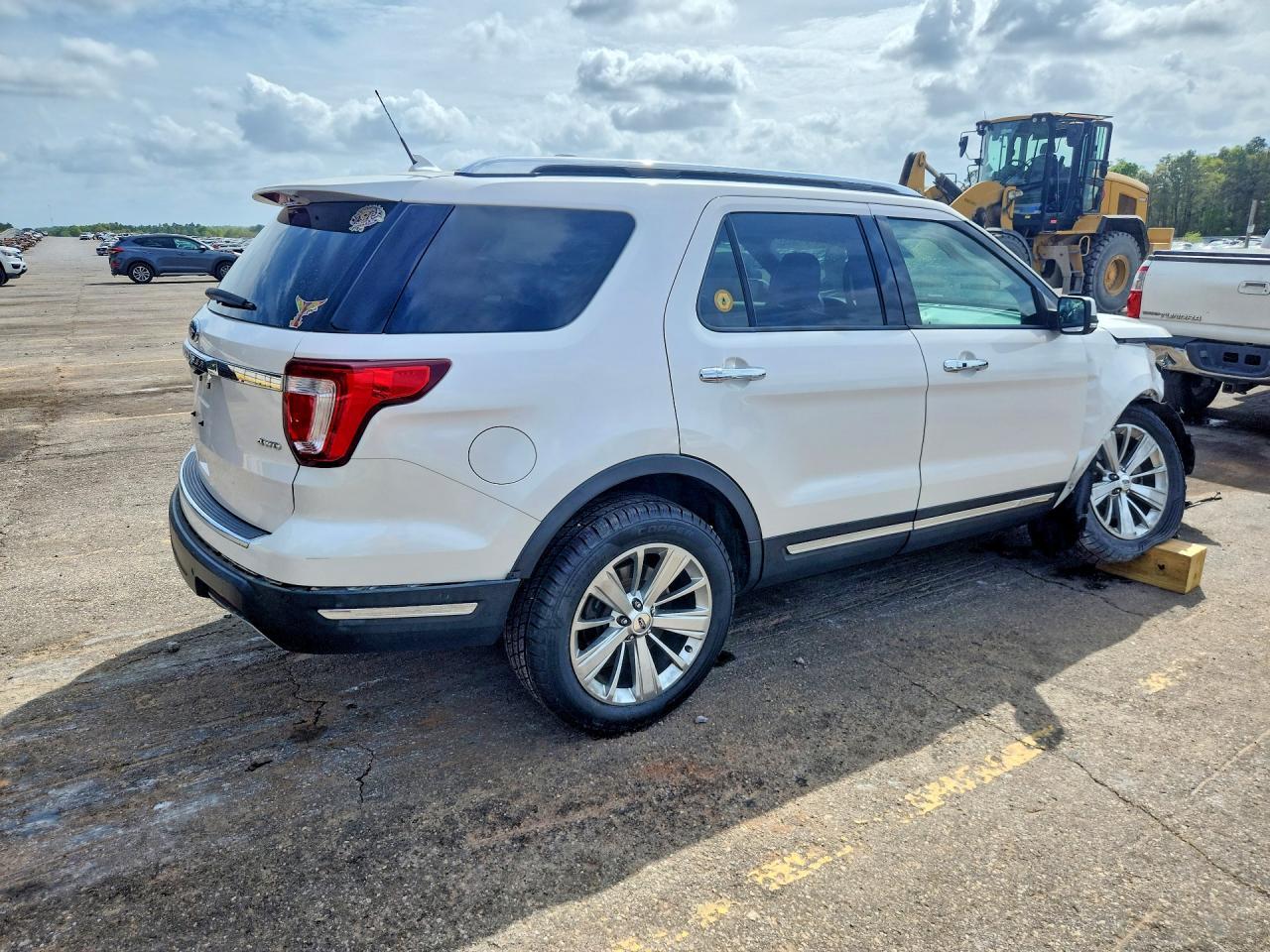 2018 Ford Explorer Limited - Фото 3