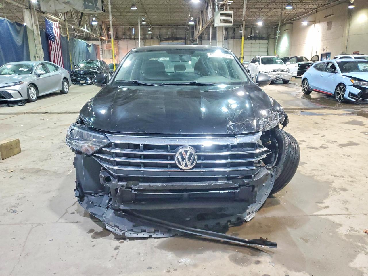 2019 Volkswagen Jetta S - Фото 5
